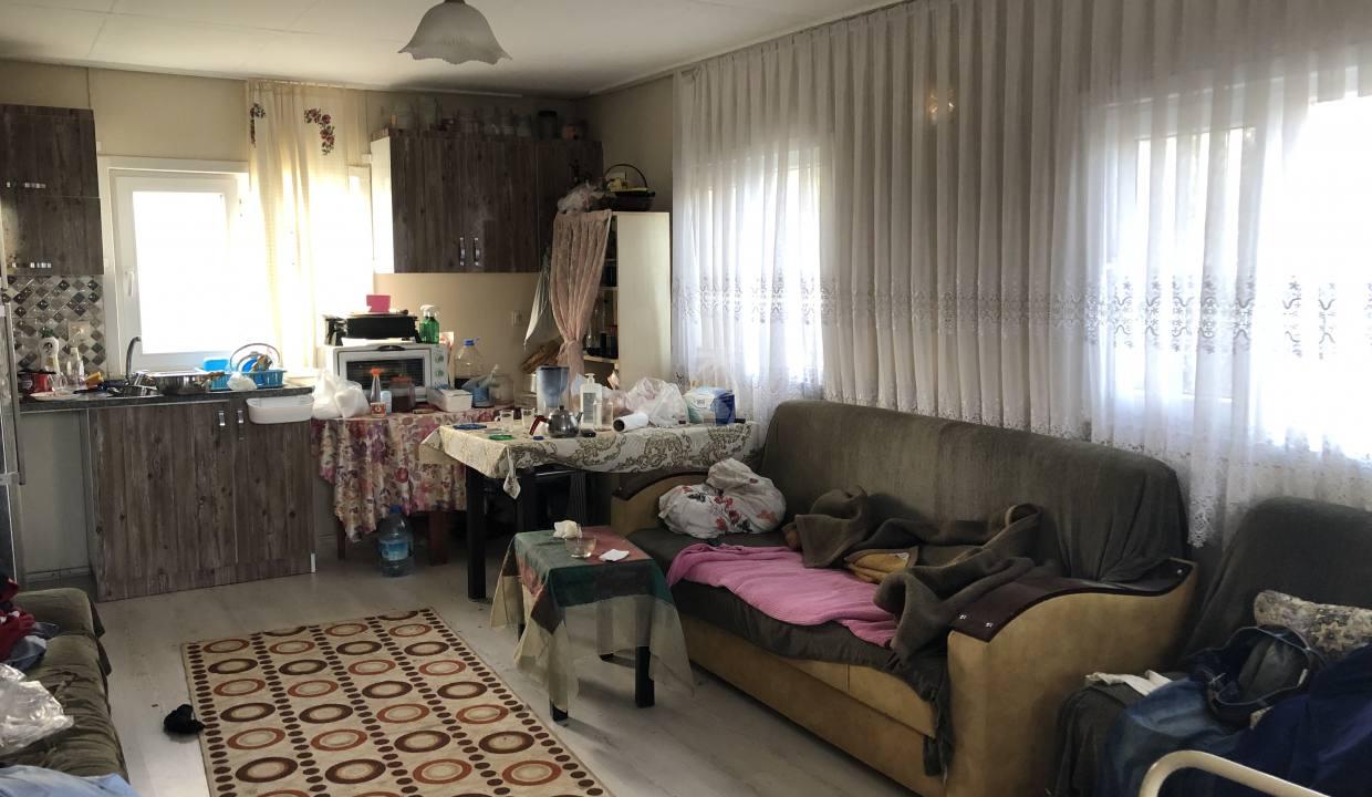 DFC3F380-ACC6-496E-ADB8-8773250B5072