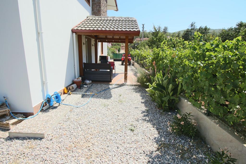 EA3B33AE-049D-49A8-AC9F-2F12A1526682