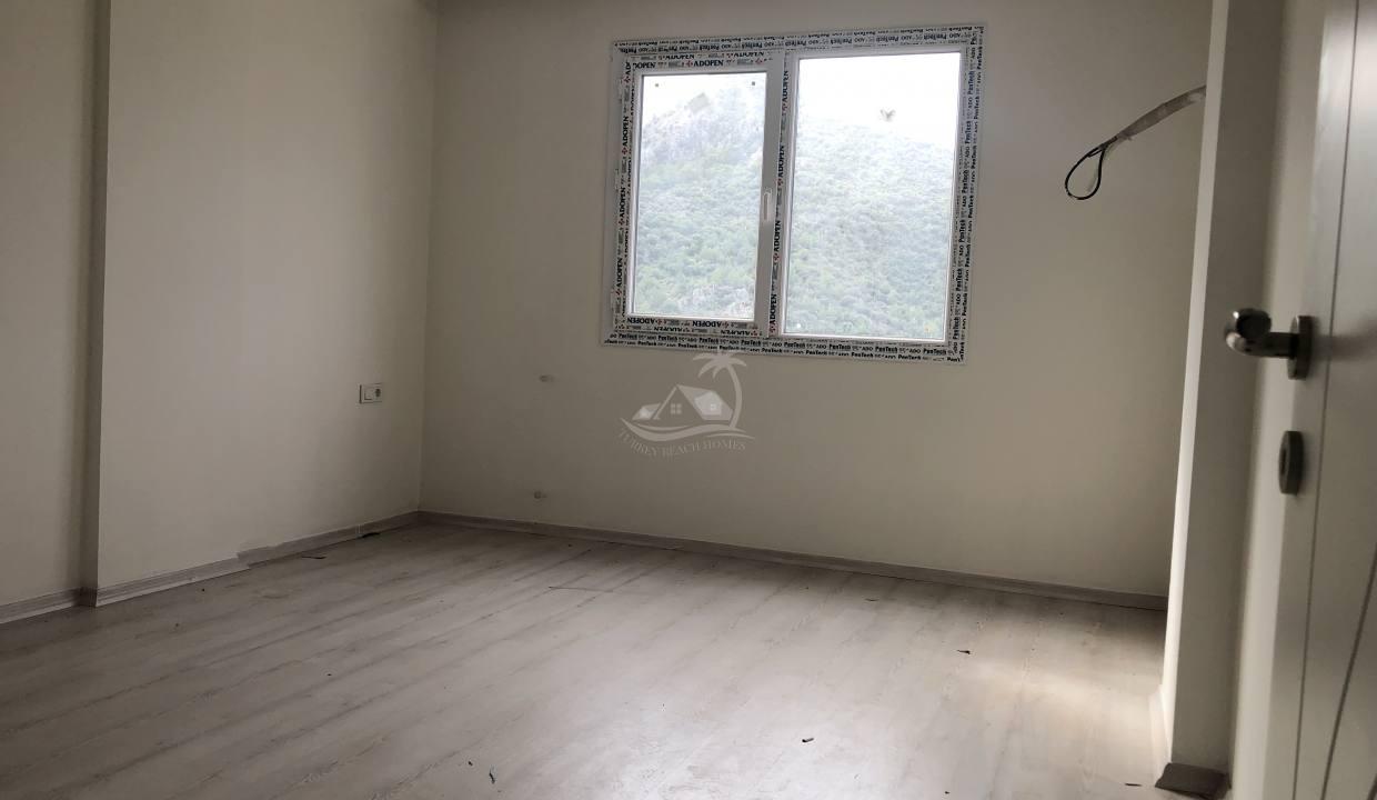 77102889-1D19-40F3-869B-C8DFDC2C428A