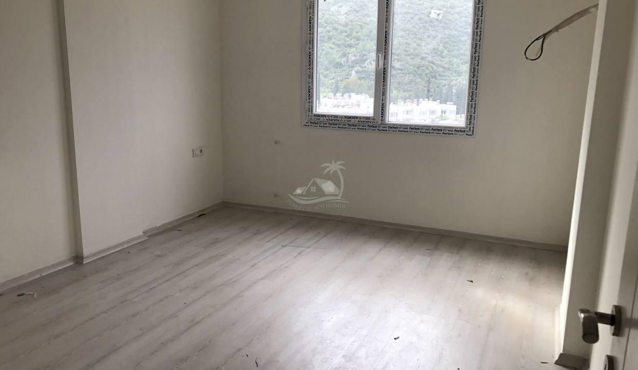 8B8B7E4C-23A1-465E-8E7F-6B5BBBF42012