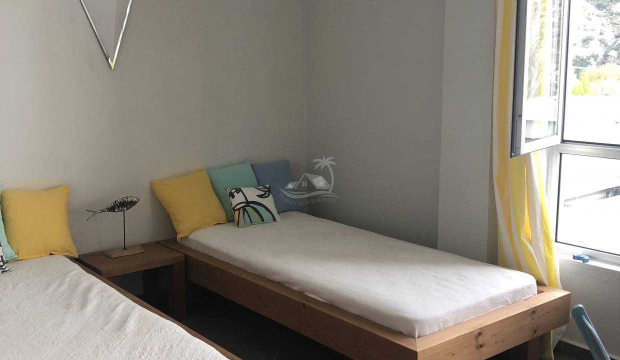 3436D411-5F6C-4F74-BD1C-201E4363112F