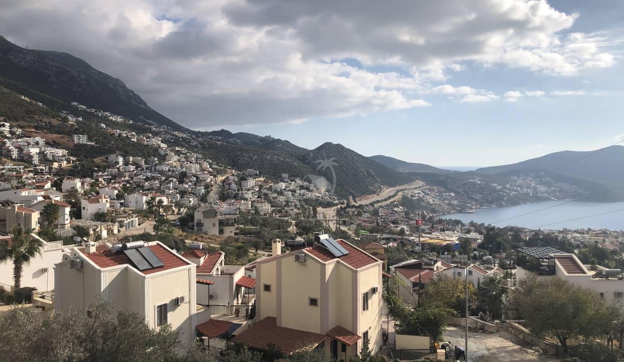 6E36324B-6779-4379-9969-826633CBB43D