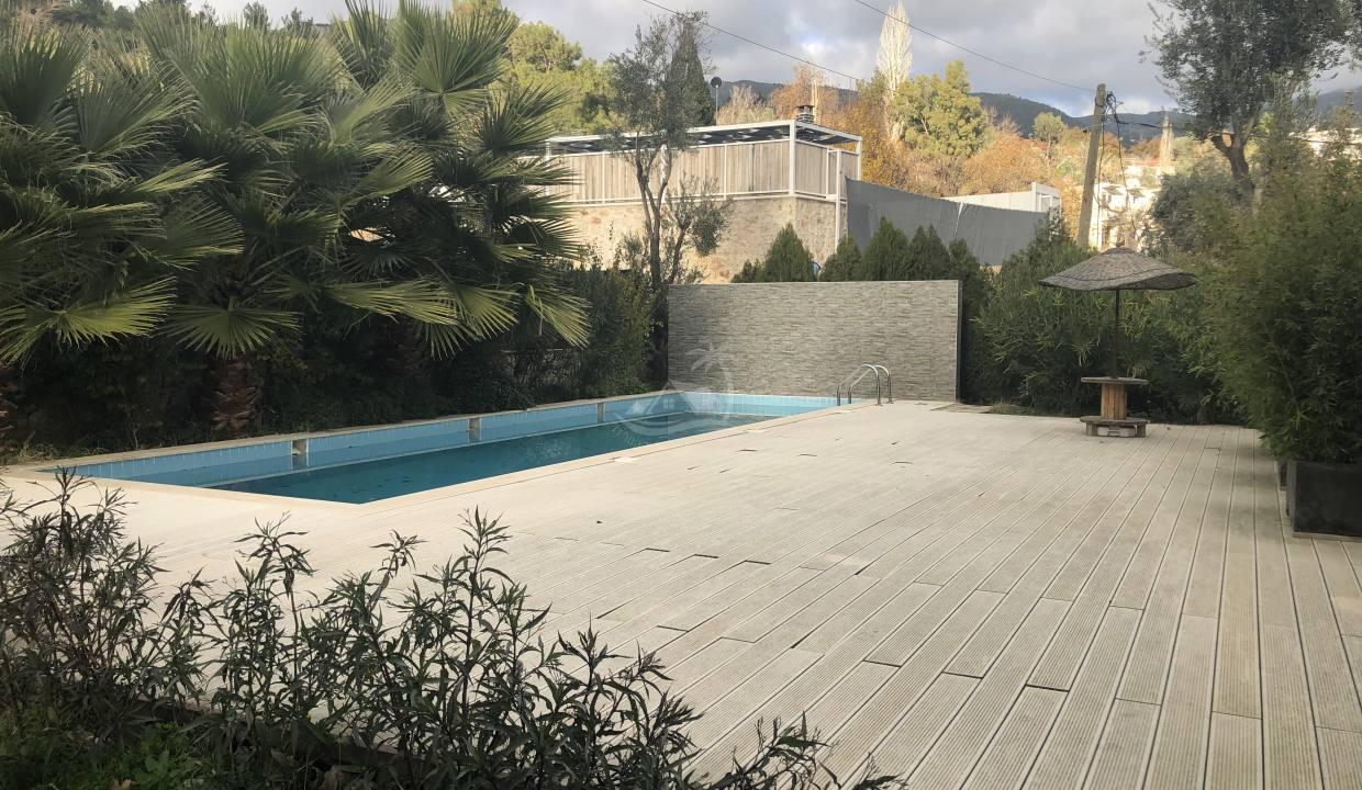 992E1D23-80AD-4B0B-869F-1F63B92ABC21