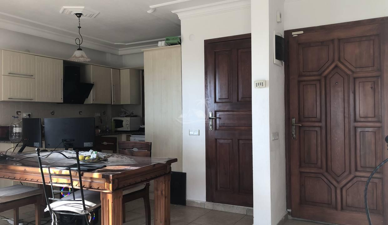 A0B7A59E-1D79-4773-8757-7FB2E26AFFDD