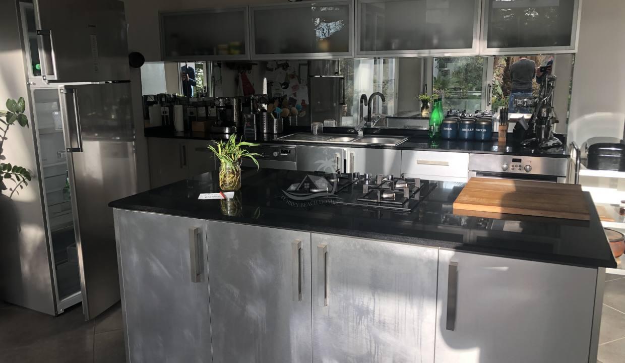 B4B623E2-0DE6-4C92-9C8E-80EFBCF4881E