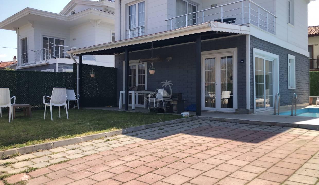 1B2058AB-0F0D-4905-A46A-64270499F28E