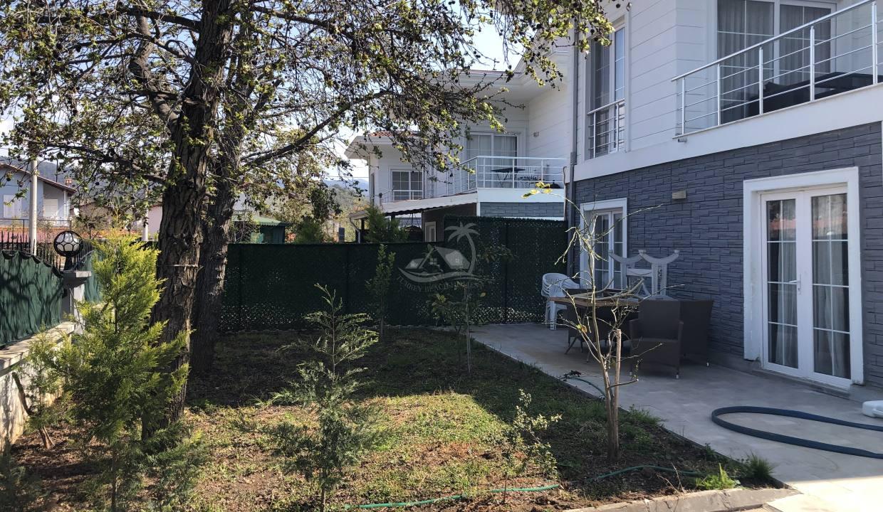 27F654C3-02E4-4F09-892A-67BCAC019A04