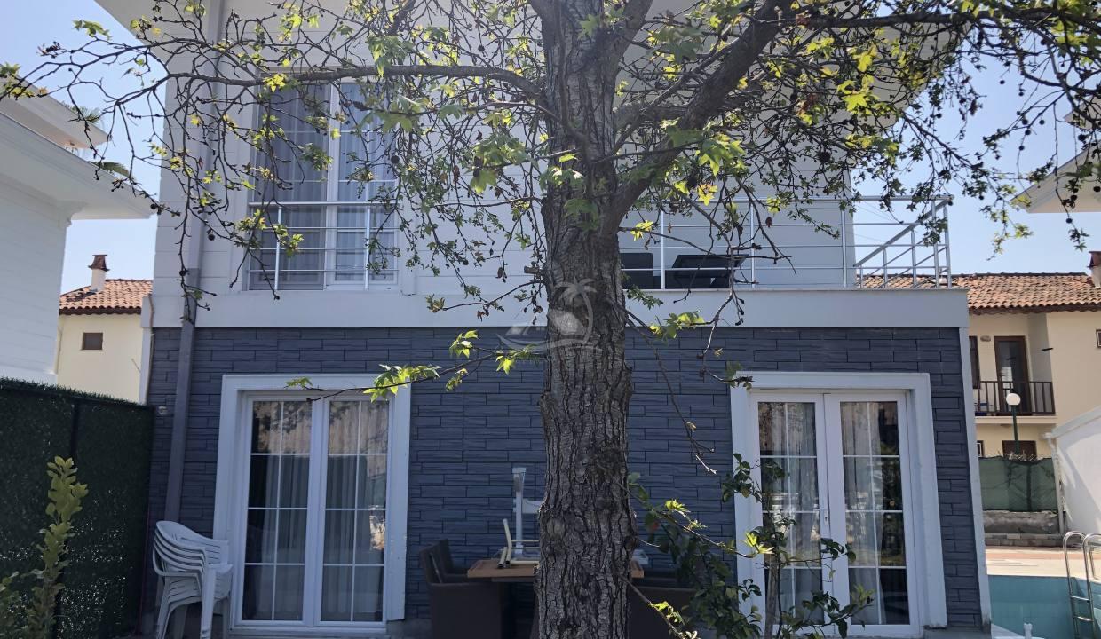 B5D80149-E1F9-42C1-BE32-B1E49BB636E5