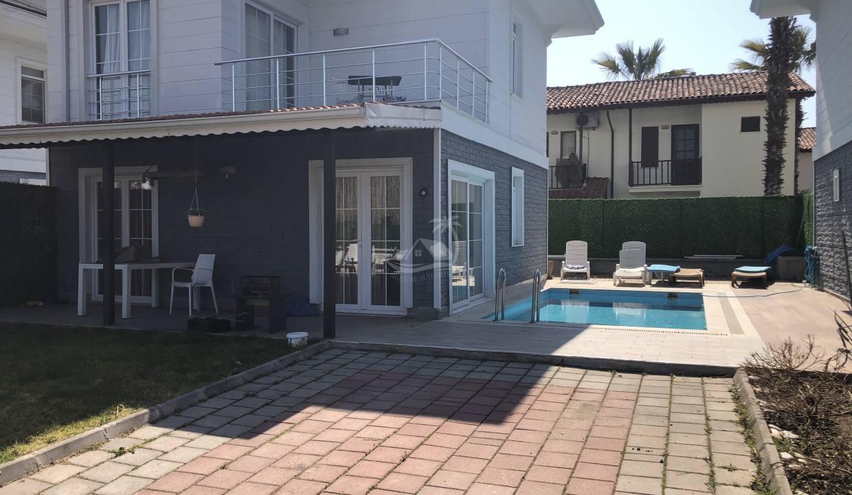 CEDE7727-909A-420A-BA41-DBE9C10C6CCD