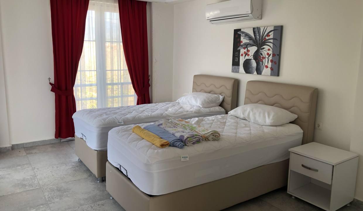 DEE016EE-B4C8-4D6B-A239-8E9A875003D4