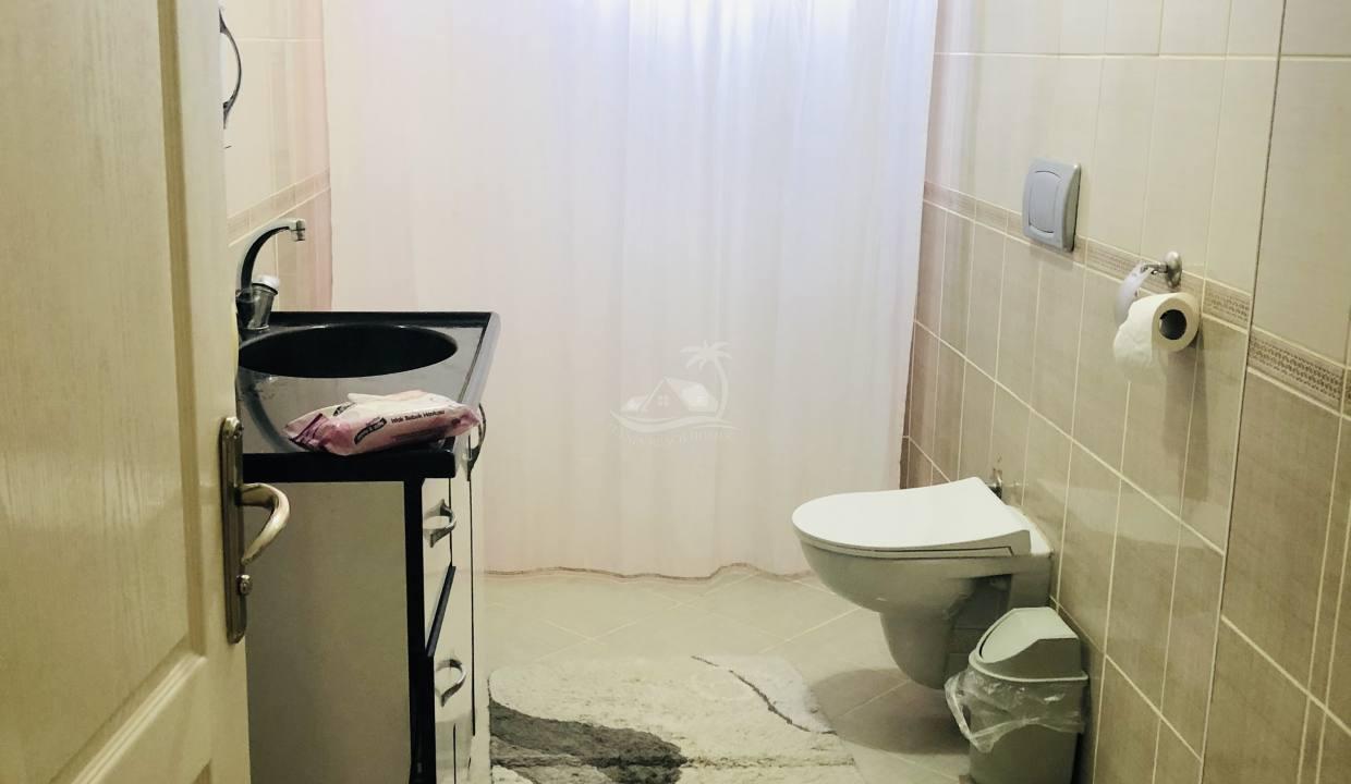 55014FAD-8853-42FC-8CFE-E21D85C9CFC8