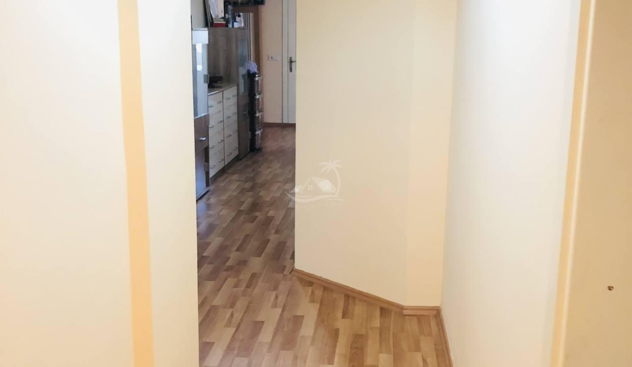 5635EDEC-3632-48B8-A116-63A2F12DC6E2