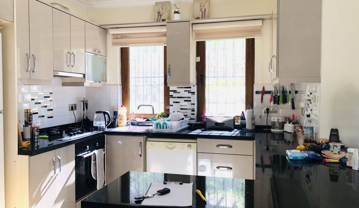 17B544DD-943A-4B23-BA9F-06ADC1FD2AA8