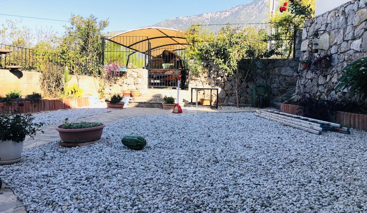 26AE5186-4E7C-4760-A1EA-06E81CD3A97E