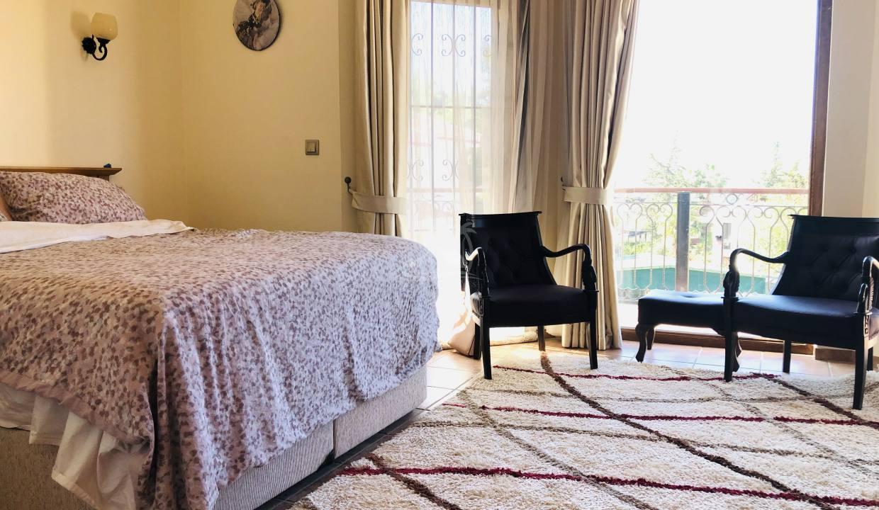 3A2AC81A-4B05-464D-8E40-3BEA61B3FB3C