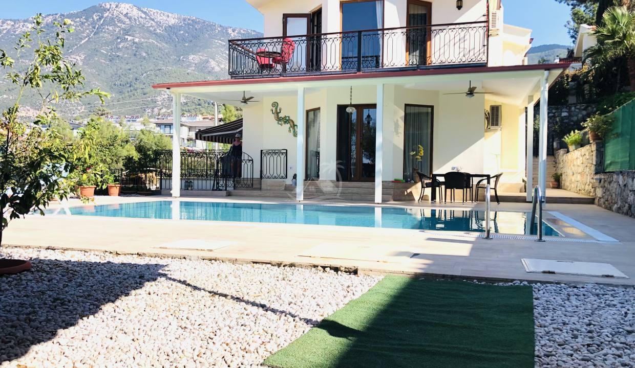 79BC9A10-C551-4BB0-AF0C-92147B4B7B26