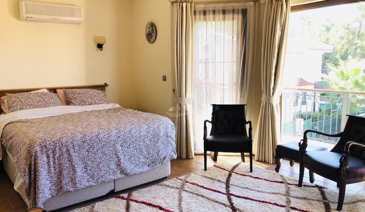 A804D55A-F574-409A-BD1A-602BD252B0ED