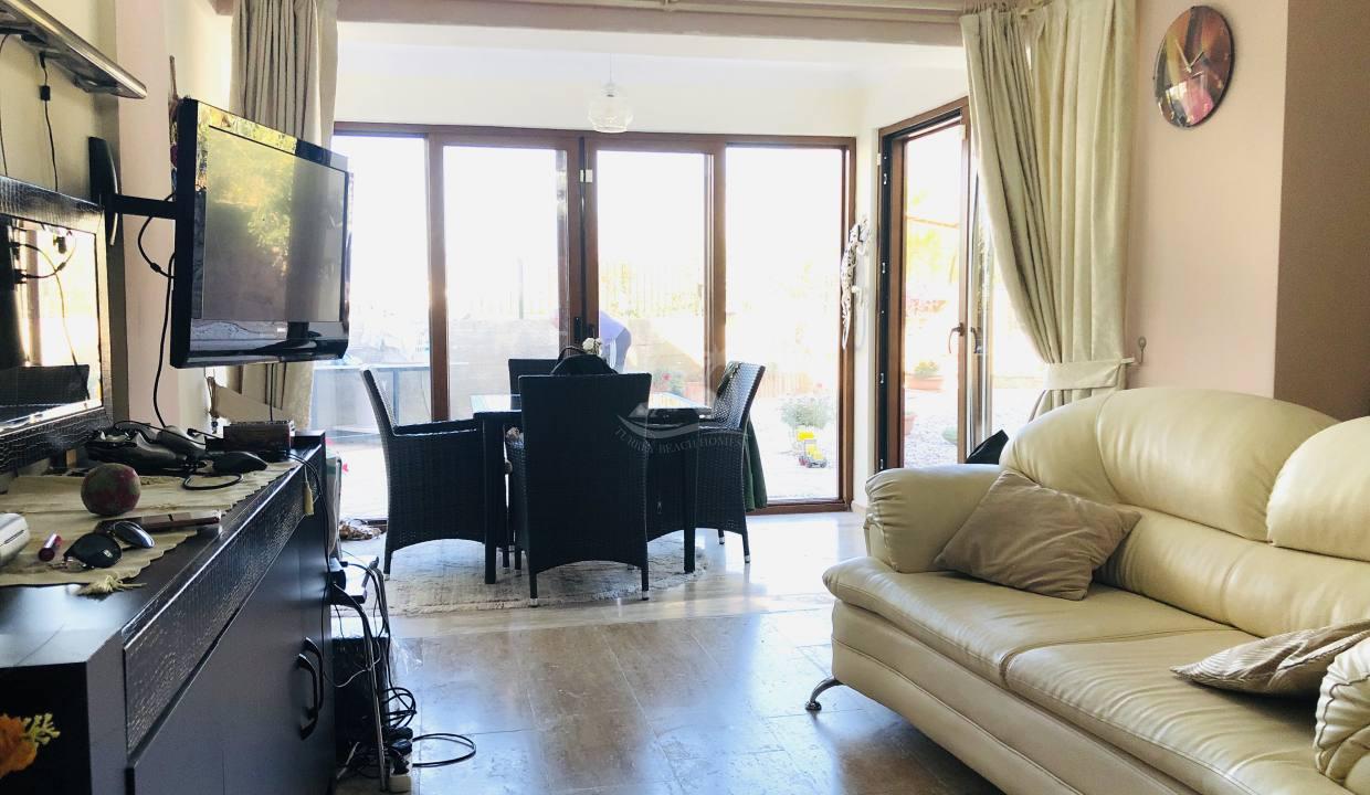 DADB23C1-2345-429B-9276-E93A621F34C0