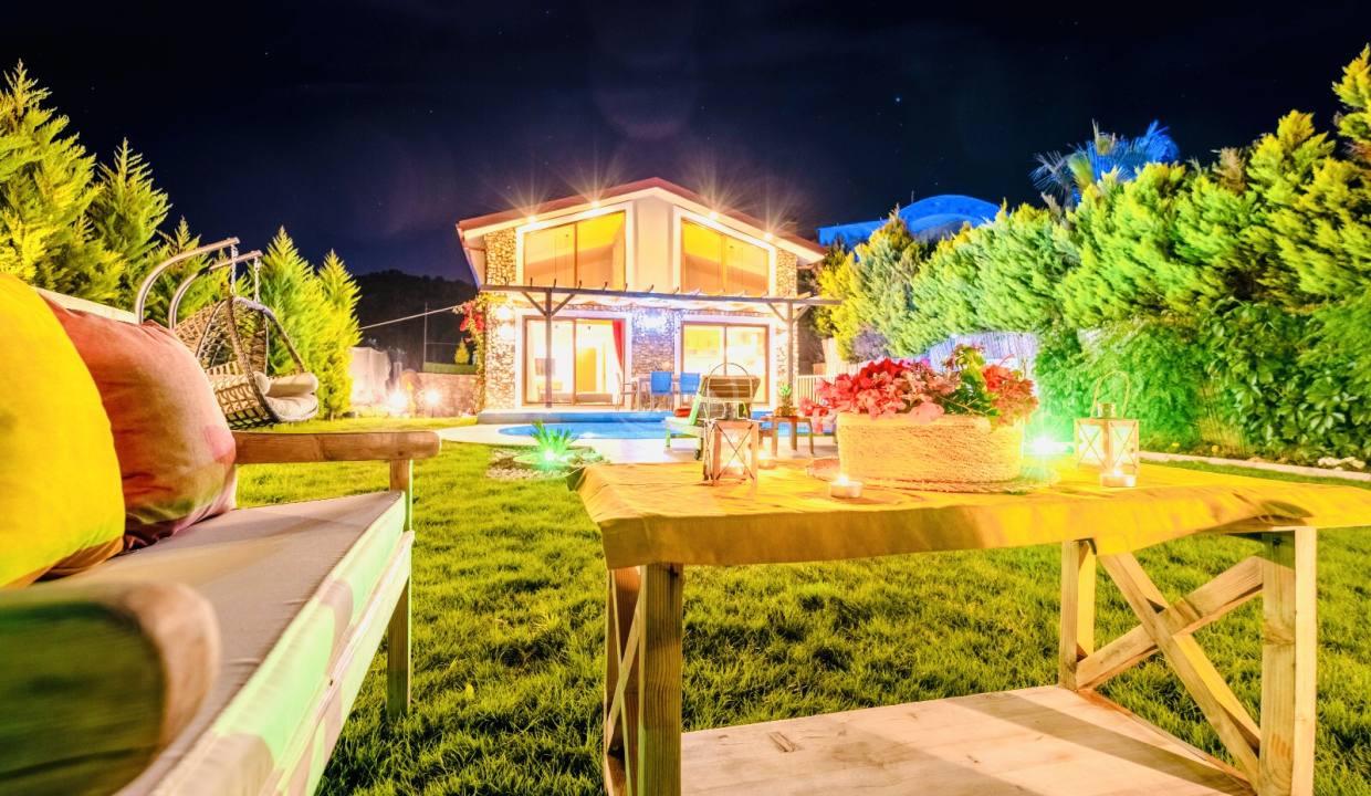 E6263199-D833-4F1D-88EA-B9D5E7885B23