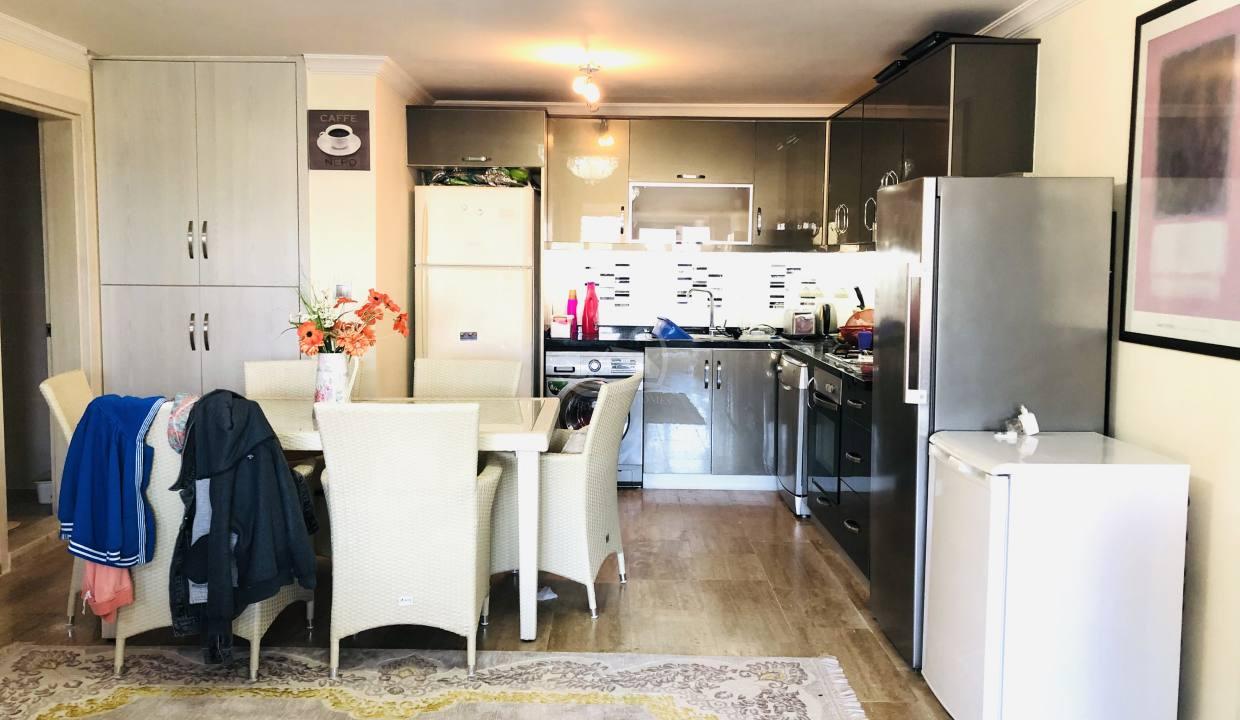 EFE08FDC-925C-4C2B-A383-B7B3D37BAB77